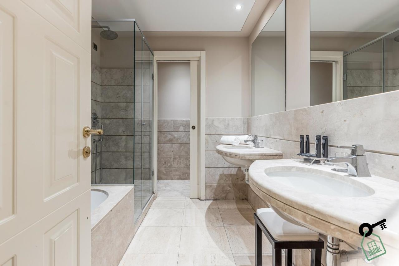 Hotel Rooms Livorno Luaran gambar